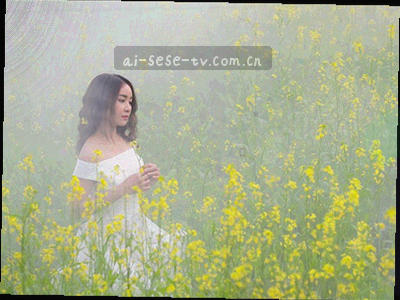流畅画质下的移动直播示意，画面动态模糊但播放顺畅